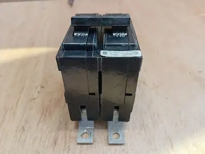 Used CUTLER-HAMMER BA250 Switchgears British Columbia CA | Lenmark #1438399