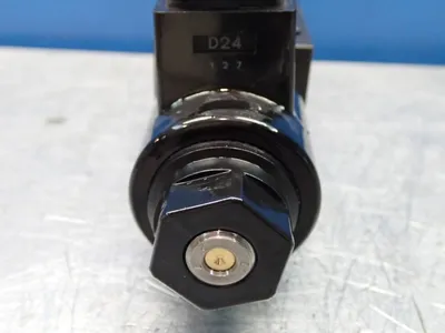 NEW YUKEN DSG013C60D24N70