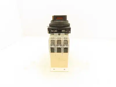 Mitsubishi Electric NV63-CV Circuit Breaker Rotary Disconnect Switch 15A 3 Pole