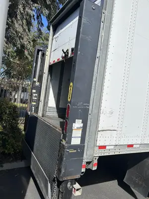 USED 2012 HYUNDAI TRANSLEAD