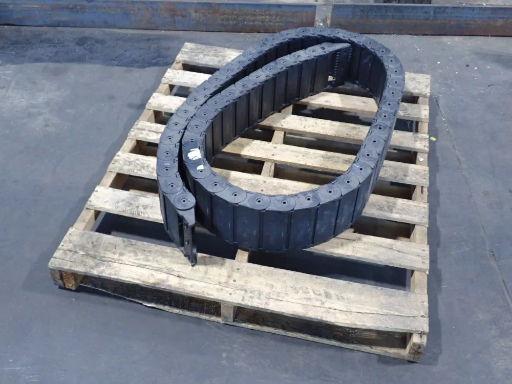 Kabelschlepp  Drag Chain Cable