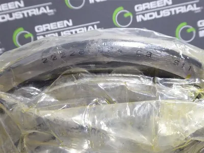NSK 22228CDE4-C3-S11 Spherical Roller Bearing New NIB