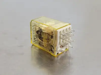 NEW IDEC RY4S-UAC24V