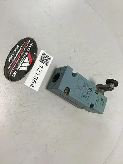 Used TELEMECANIQUE XCK-J-H7 Relays & Switches Michigan US | Ideal Machinery #601747