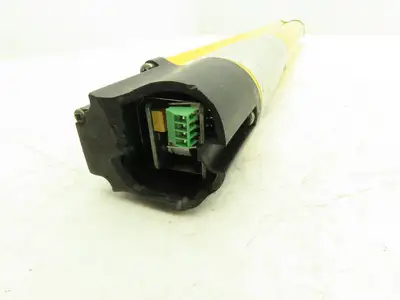 Allen Bradley 440L-R4K0480YD Light Curtain Guardmaster Receiver Only -Parts Only