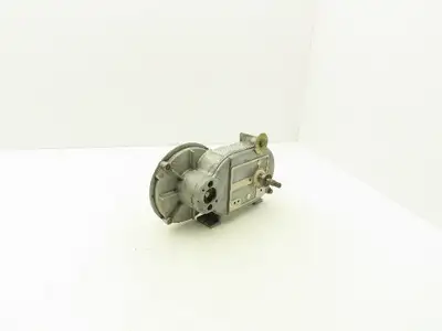Yaskawa Electric PMEE-12CBB Welder Wire Motor Feeder 24VDC Motor & Gearbox Only