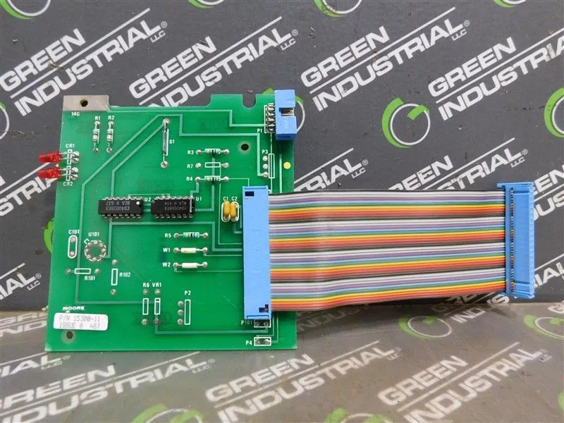 Moore 15300-11 Circuit Board Issue 8 487 Used