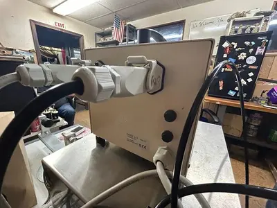 3933-700 Daisy SRL TC-02 Jewelry Gold Sprue Cutting Machine