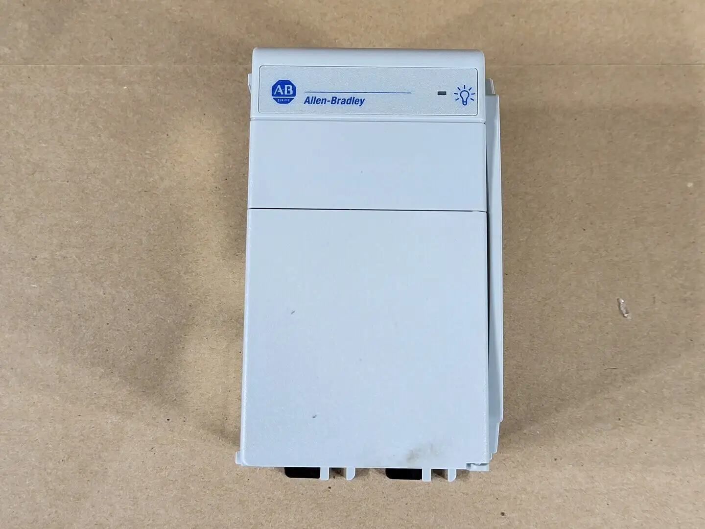 USED ALLEN-BRADLEY 1769-PA4