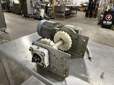 USED SEW-EURODRIVE SAF57DT90S4
