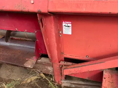 USED CASE IH 1083