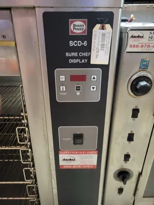 Henny Penny SCD-6 Rotisserie Base Warming Cabinet & Display Combo