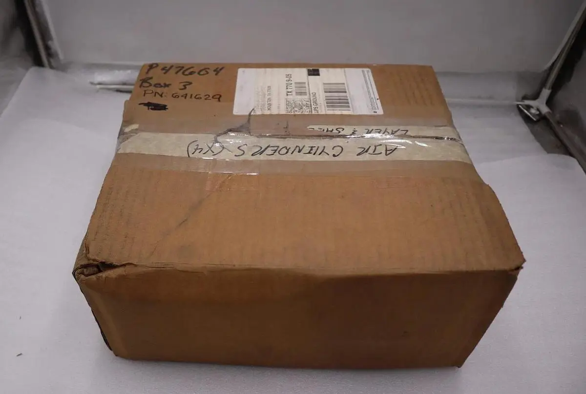 NEW IN BOX SMC MGPM32TN-100Z / MGPM32TN100Z STOCK H94