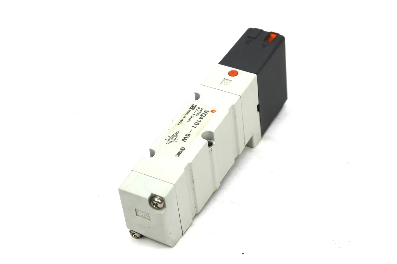 SMC VQ4101-5W Solenoid Valve, 5 Port, 24V DC