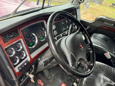 Used 2007 KENWORTH T-800 HIGH HOOD Conventional trucks Ontario CA | Driven Equipment Solutions #1423113