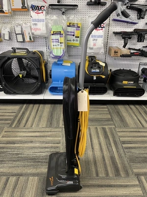 Clean Max Zoom 200 Upright Vacuum Cleaner NEW