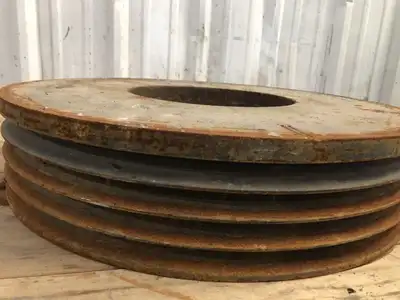 22-3/4″ x 5″ 4-Groove V-Belt Sheave / Pulley ; 3/4″ x 3/4″ Grooves , 4.75″ Shaft