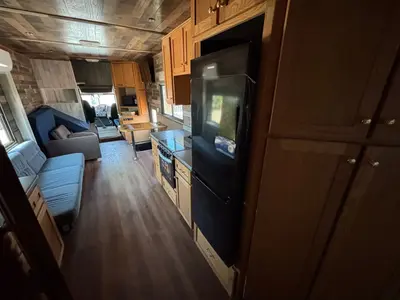 Used 1992 FREIGHTLINER FLD120 Campers, Caravans, Motorhomes Wisconsin US | Proxy Equipment #1426091