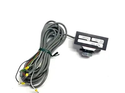 USED TRANSDUCER TECHNIQUES LOW-PROFILE LOAD CELL, 300LBS, COMPRESSION