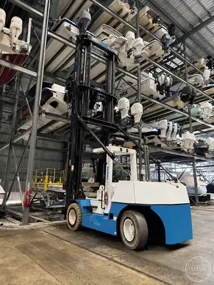 Used 2015 WIGGINS W3.2M2 Internal Combustion Forklifts: Pneumatic Tire Florida US | Forklift Exchange #1353049
