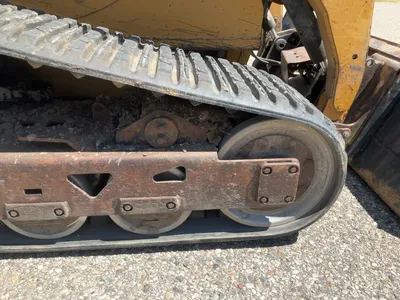 USED CATERPILLAR 287 MULTI TERRAIN LOADER