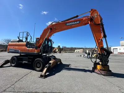 Used 2018 DOOSAN DX210W Excavators Pennsylvania US | Proxy Equipment #1388598