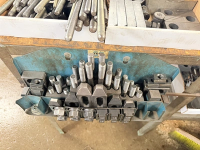 Used _UNKNOWN_ _UNKNOWN_ Clamps Michigan US | Miedema Asset Management Group #1292850
