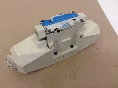 USED VICKERS DG4V56CMP7LH630JA170