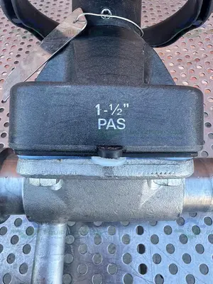 USED 2- ITT PURE FLO RA25MAX DIAPHRAGM VALVE W/ 1 1/2" TO 3/4" SANITARY FITTING