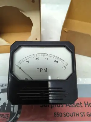New | in-Stock CLARK FPM 0-75 Universal Pressure Meters | Surplus Asset Holdings #1216588