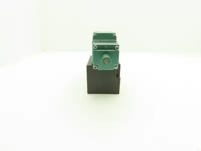 Numatics I35SS63BK Pneumatic Air Solenoid Valve/Manifold Assembly