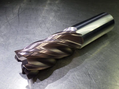 Kyocera 1" 5 Flute Carbide CR Endmill 1" Shank .03" R 37152 (LOC3547)