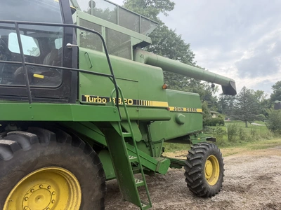 Used JOHN DEERE TURBO 8820 COMBINE Combines Michigan US | Miedema Asset Management Group #1443311