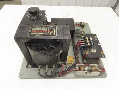 US Varidyne XR3-902411-D841 Exciter 22/440/550v 8/4/3amp 1Ph 1250 Frame 40vDC
