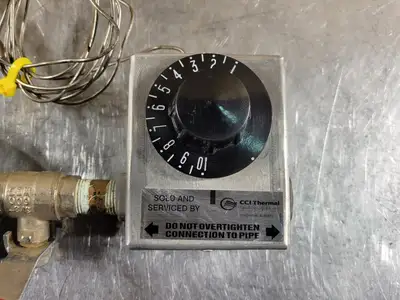 4000 BTU/HR Thermostat Control Valve w/ Gas Regulator