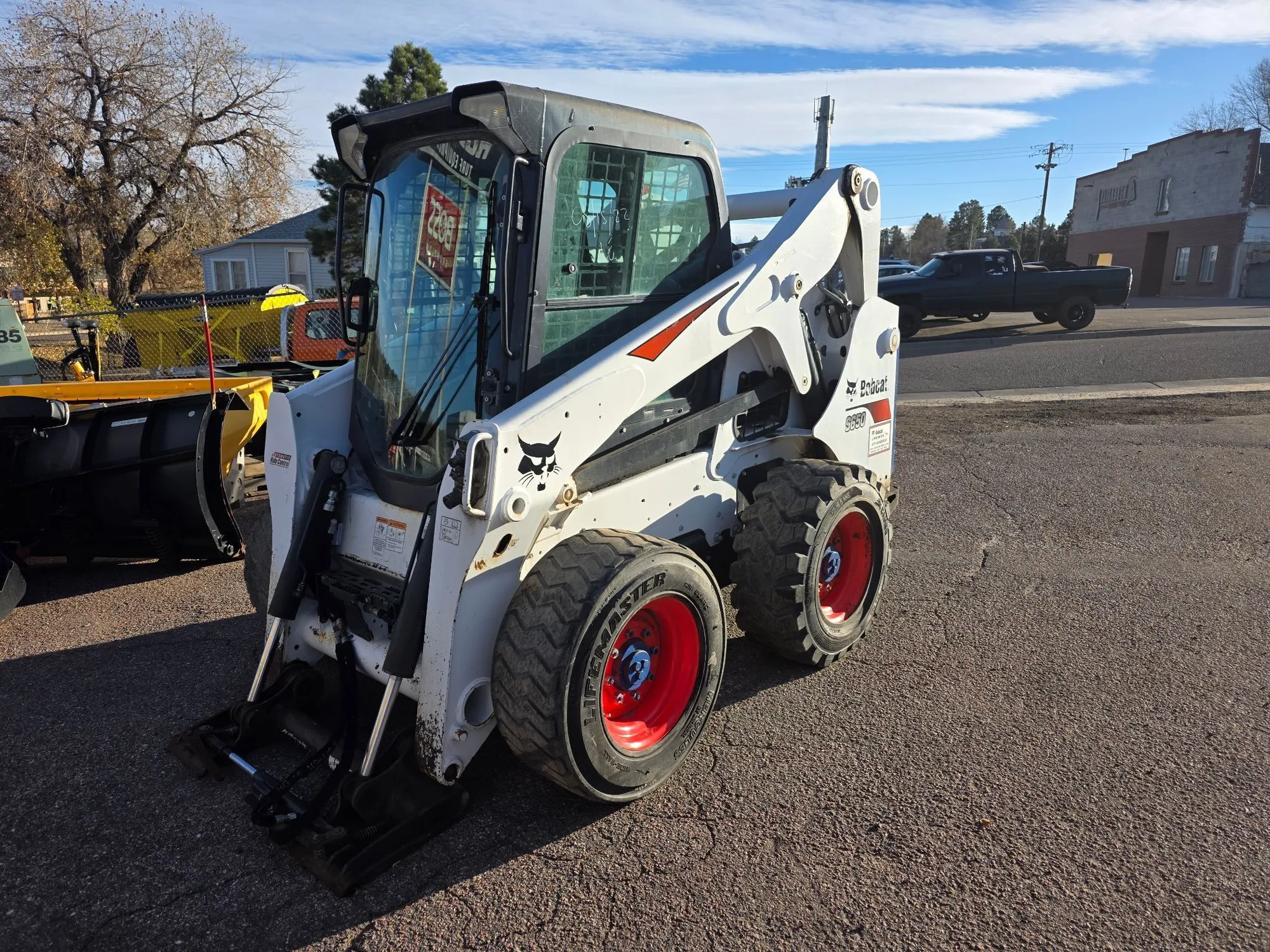 Used 2019 BOBCAT S650 Skid Steer Loaders Colorado US | Wind River Equipment Finance LLC #1557890