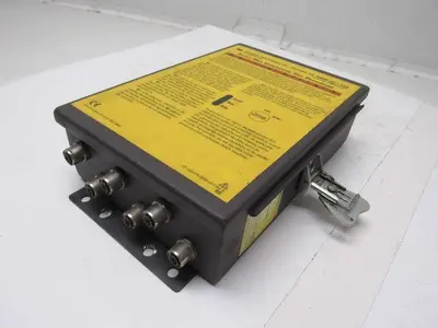 STI OMRON 43815-1006 MC4-1006 Safety Mat Controller
