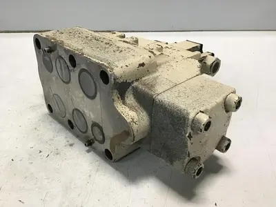 USED VICKERS DG5V-H8-3BL-E-T-P2-B-80-JA