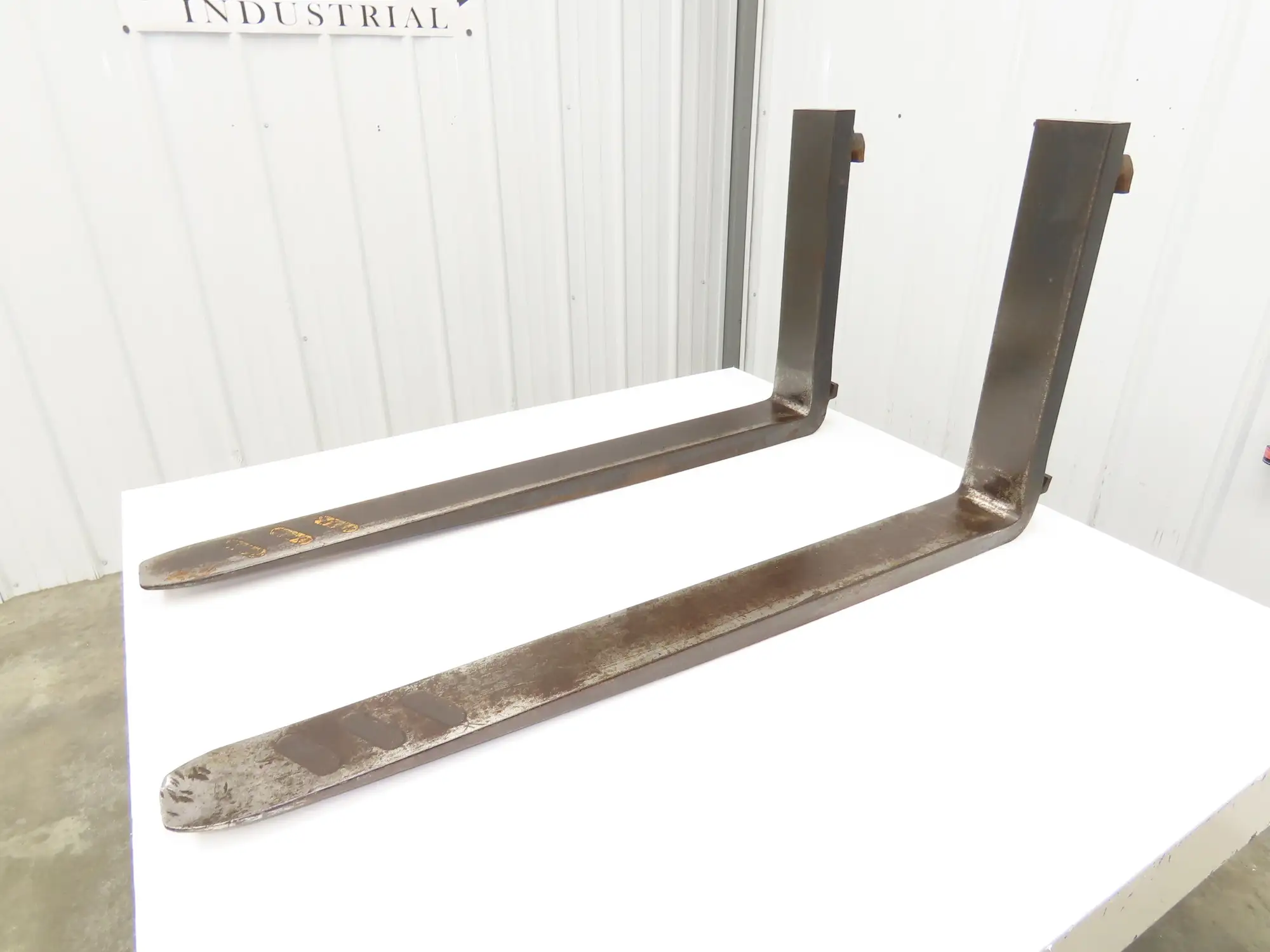 Crown 75324-3 4x42" Class 2 Steel Forklift Forks 16" Carriage 1-Pair 1500X24