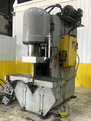 Used PACIFIC 300 PF C-Frame Presses Ohio US | G-2000, Inc. #1437310