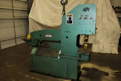 USED PIRAHNA P1165