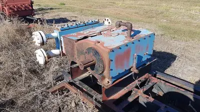 USED UNION QD-100 QUINTUPLEX PLUNGER PUMP