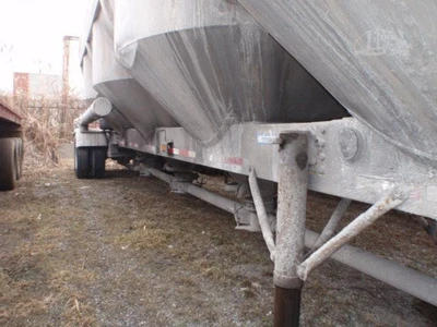 Used 1995 POLAR _UNKNOWN_ Tanker Trailers Indiana US | Lakeshore Equipment Sales #1546574