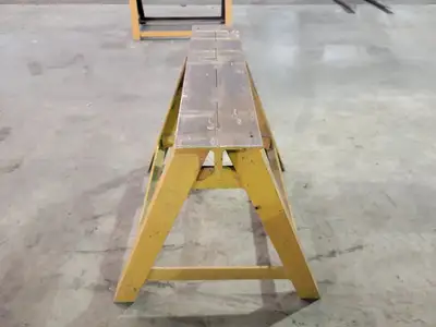 36" x 30.5" x 32" Sawhorse