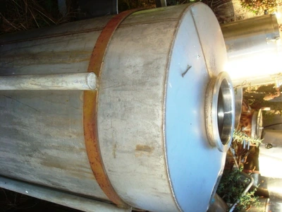 300L S/S Enclosed Tank