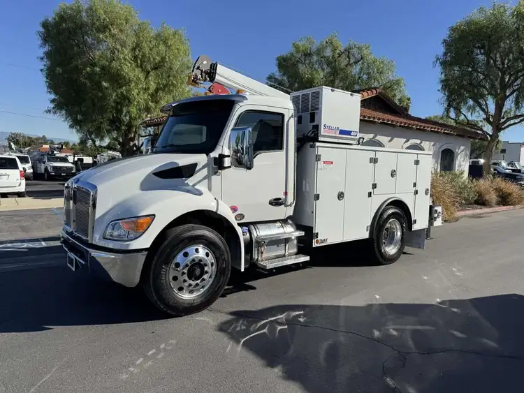 New | in-Stock 2027 KENWORTH T280 Service & Utility Trucks California US | Commerce Truck Equipment Sales #1548741