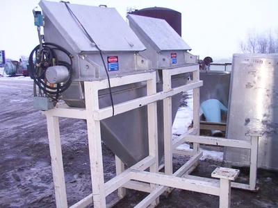 Used _UNKNOWN_ _UNKNOWN_ Bin Dumpers Minnesota US | A&I Equipment #1317921