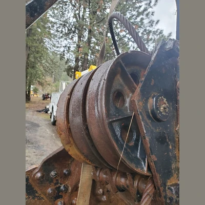 1.25 Yard Clamshell Bucket with Teeth
