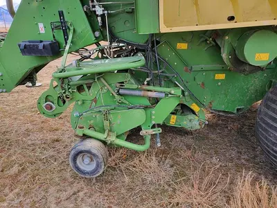 USED 2009 KRONE BP12130XC