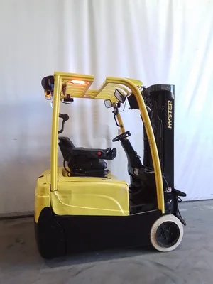USED 2018 HYSTER J40XNT